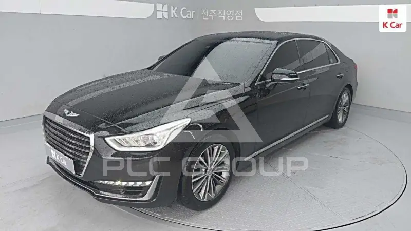 2018 Genesis EQ900