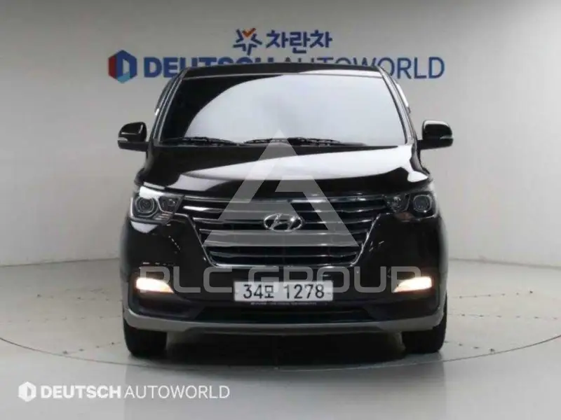 2018 Hyundai Grand Starex