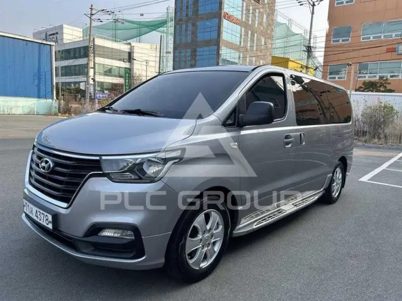 2018 Hyundai Grand Starex
