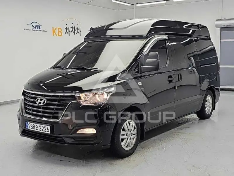 2018 Hyundai Grand Starex