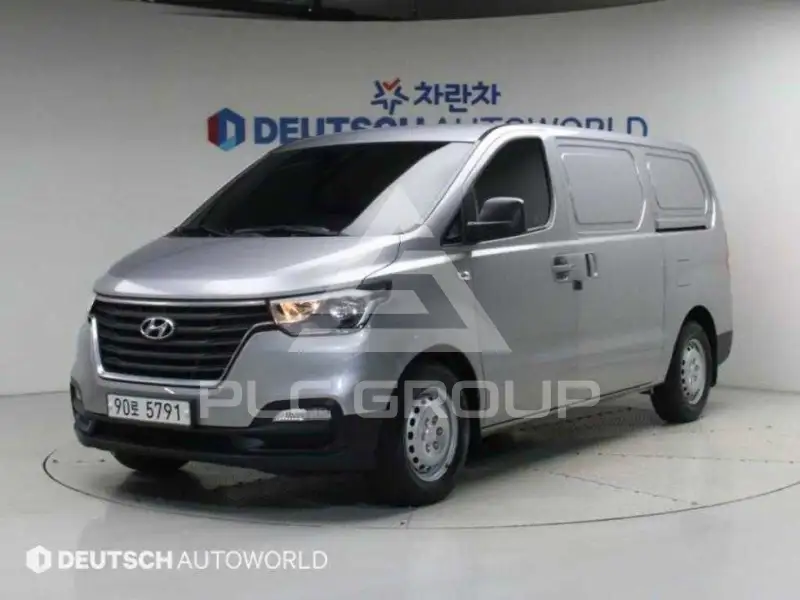 2018 Hyundai Grand Starex