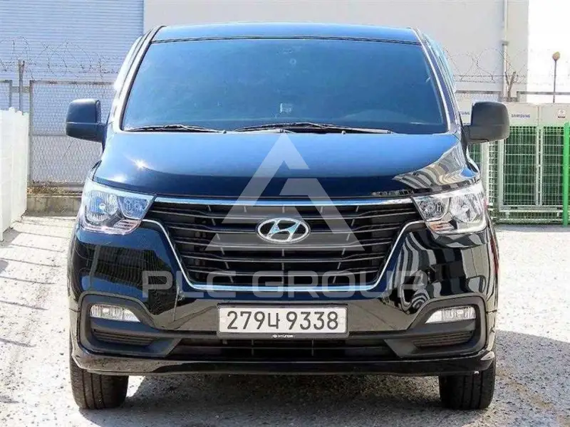 2018 Hyundai Grand Starex