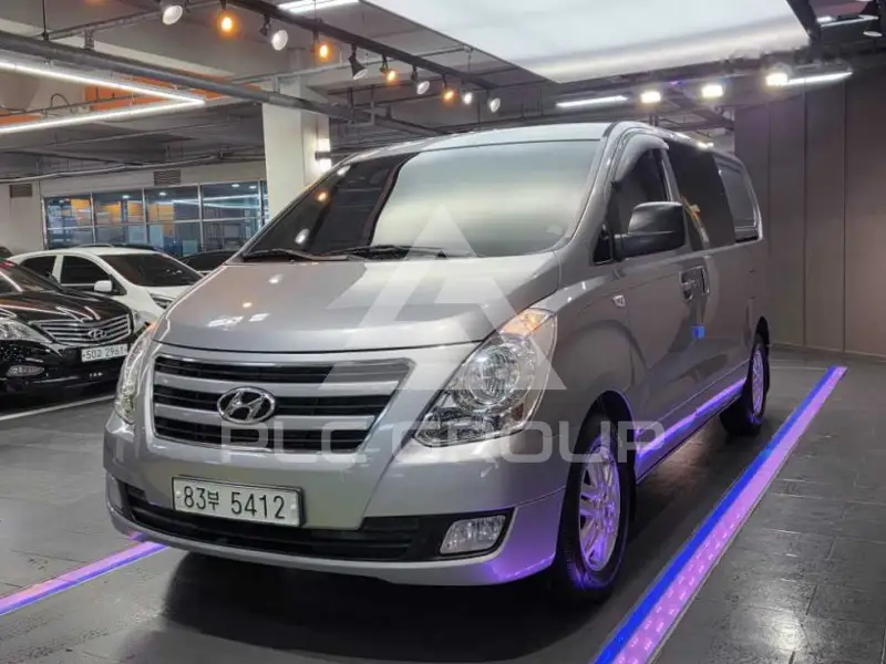 2018 Hyundai Starex
