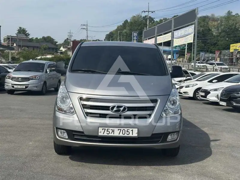 2018 Hyundai Starex