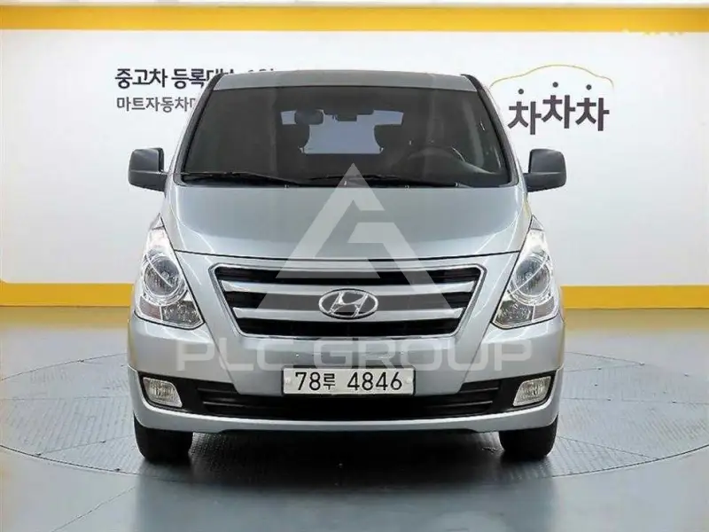 2018 Hyundai Starex