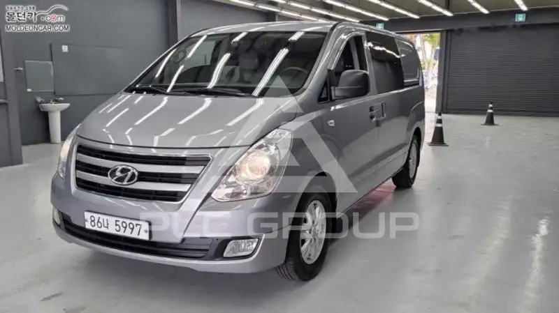 2018 Hyundai Starex