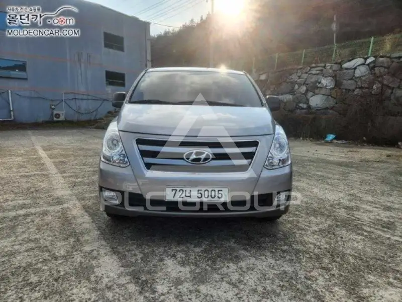 2018 Hyundai Starex