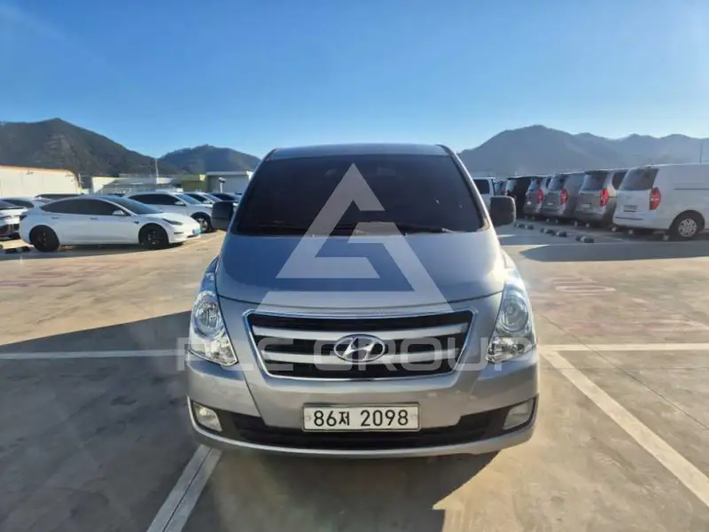 2018 Hyundai Starex