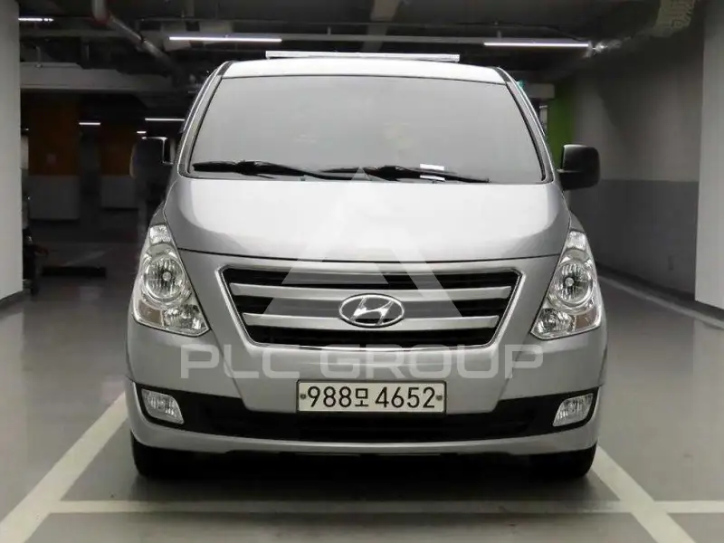 2018 Hyundai Starex