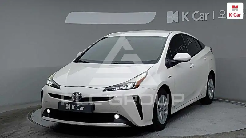 2019 Toyota PRIUS