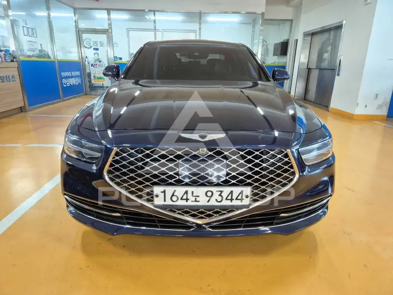 2019 Genesis G90
