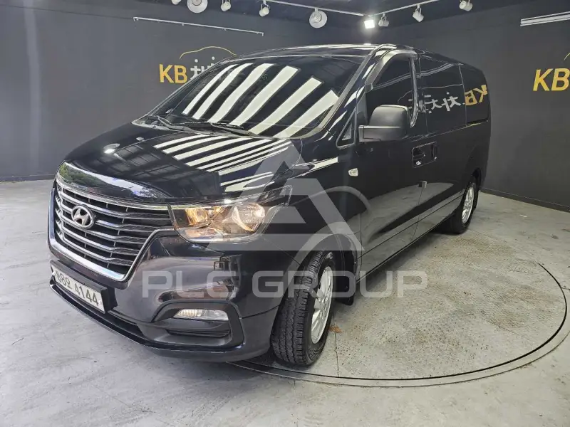 2019 Hyundai Grand Starex