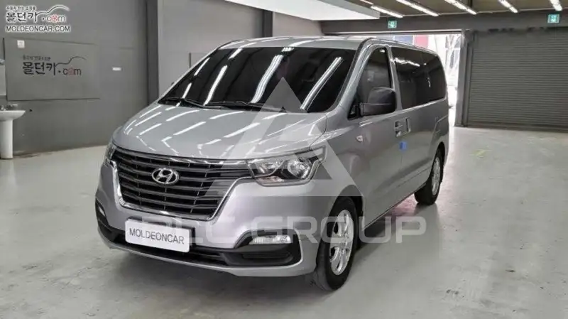 2019 Hyundai Grand Starex