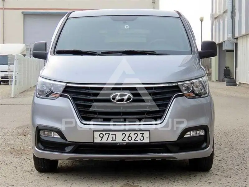 2019 Hyundai Grand Starex