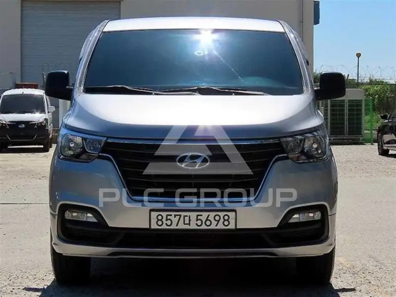 2019 Hyundai Grand Starex