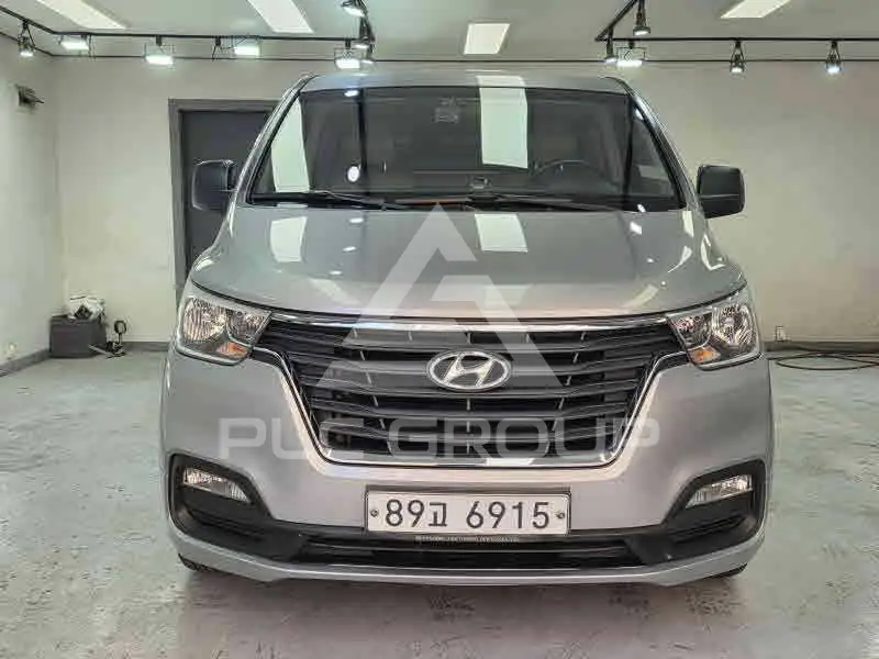 2019 Hyundai Grand Starex