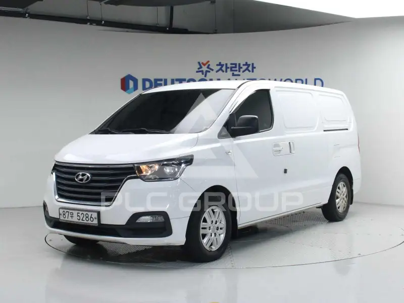 2019 Hyundai Grand Starex