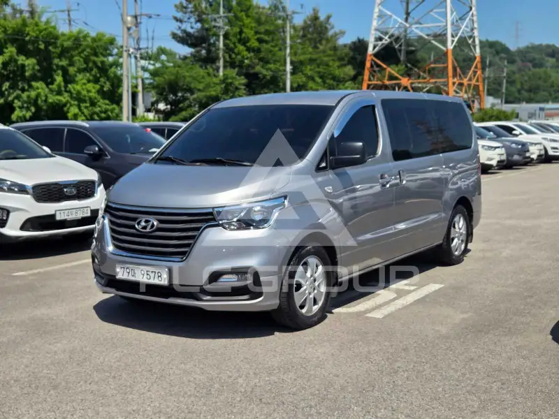2019 Hyundai Grand Starex