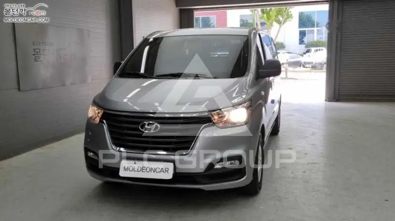 2019 Hyundai Grand Starex