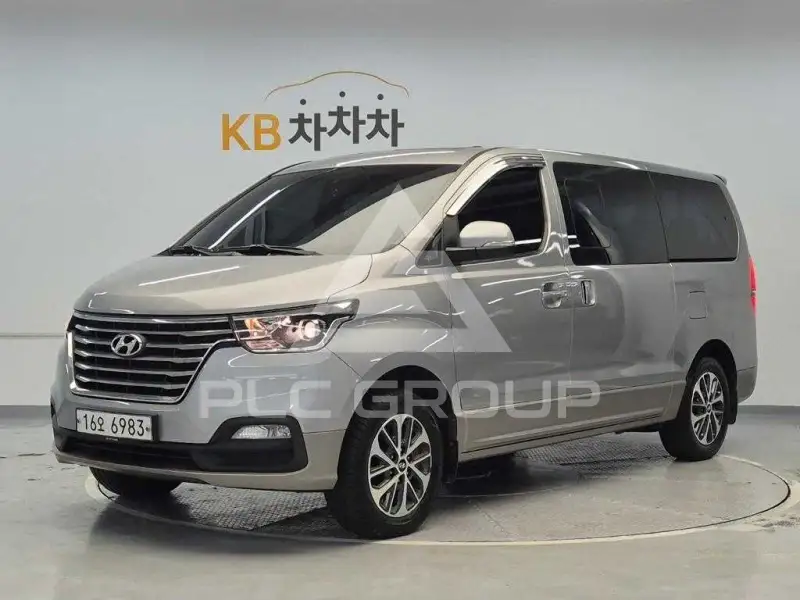2019 Hyundai Grand Starex