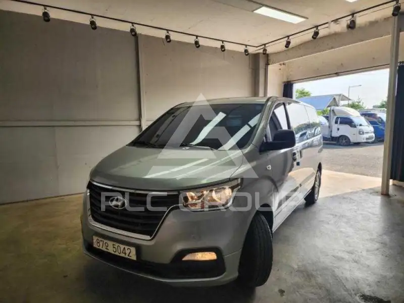 2019 Hyundai Grand Starex