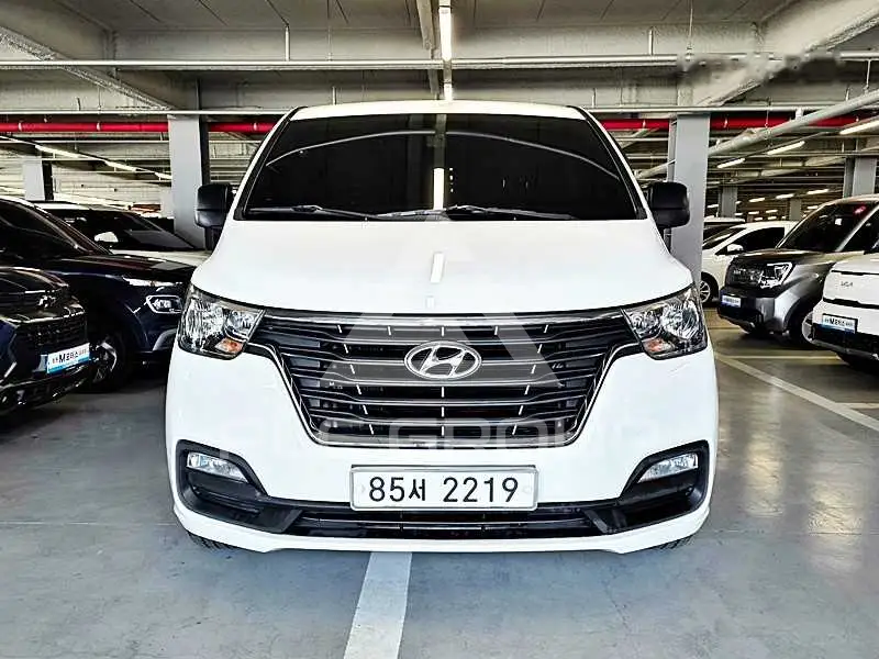 2019 Hyundai Grand Starex