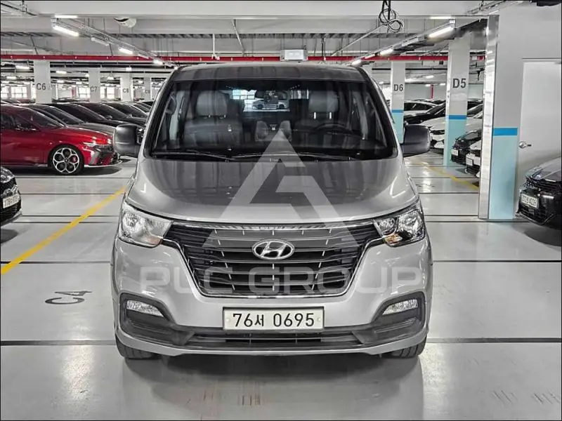 2019 Hyundai Grand Starex