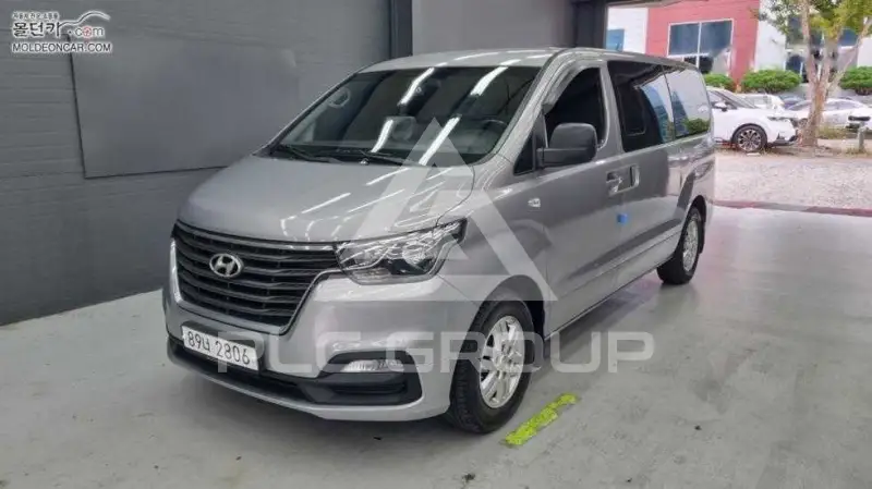 2019 Hyundai Grand Starex