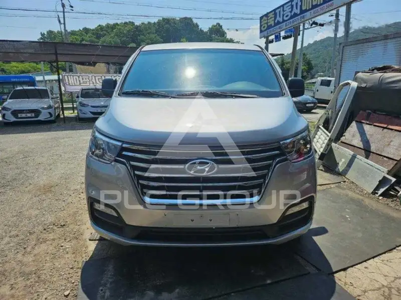 2019 Hyundai Grand Starex