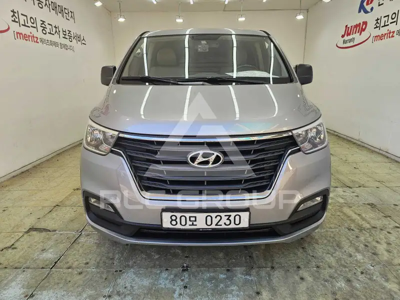 2019 Hyundai Grand Starex