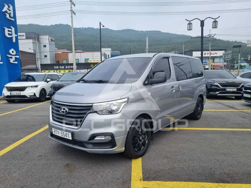 2019 Hyundai Grand Starex