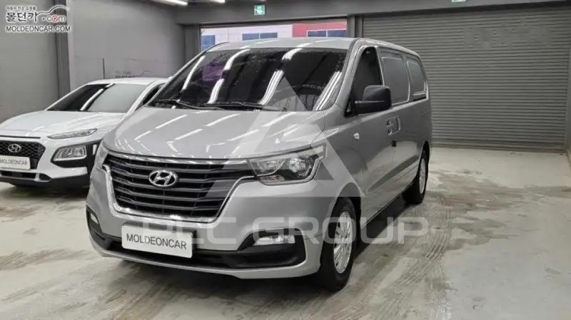 2019 Hyundai Grand Starex