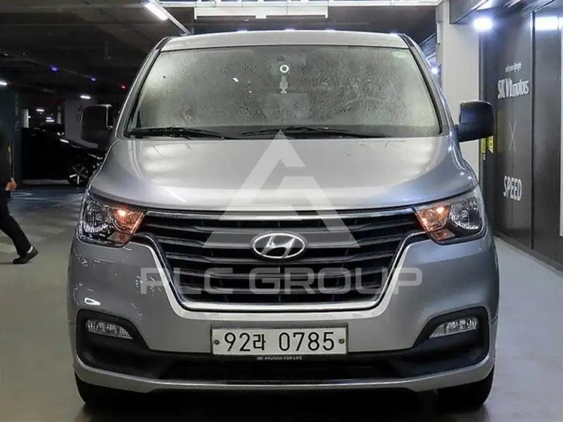 2019 Hyundai Grand Starex