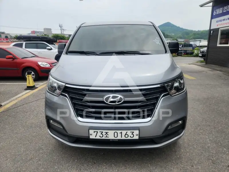 2019 Hyundai Grand Starex