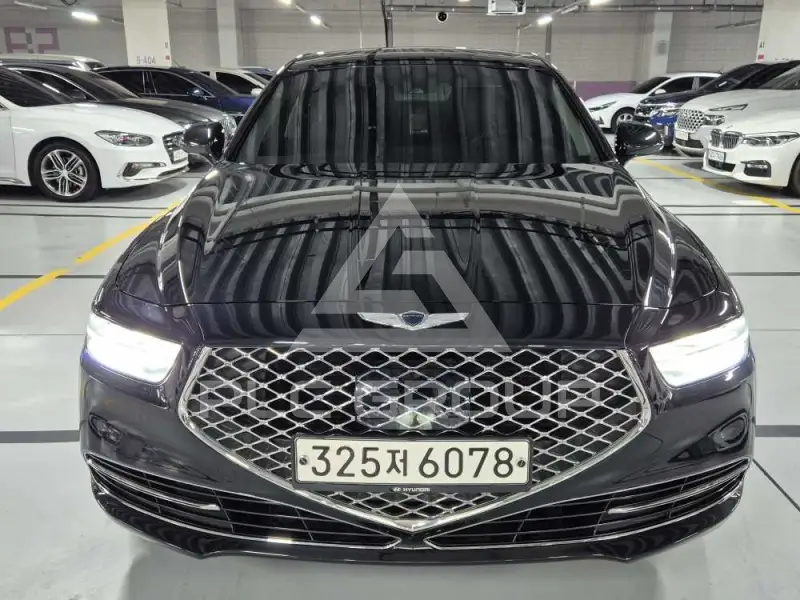 2020 Genesis G90
