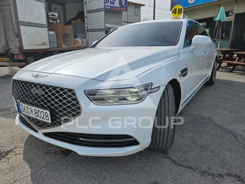 2020 Genesis G90