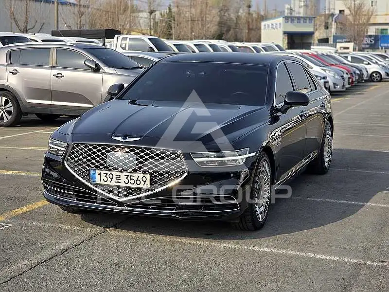 2020 Genesis G90