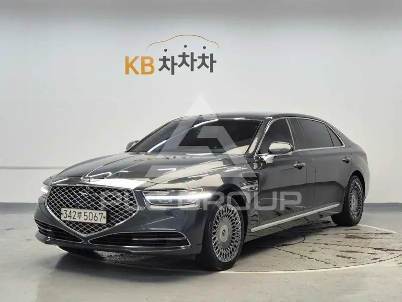 2020 Genesis G90