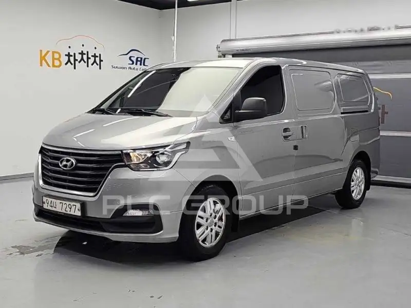 2020 Hyundai Grand Starex