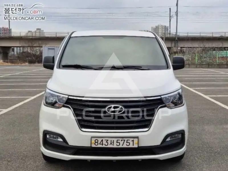 2020 Hyundai Grand Starex