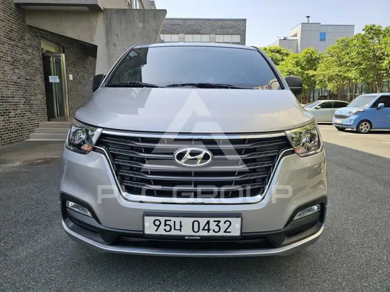 2020 Hyundai Grand Starex