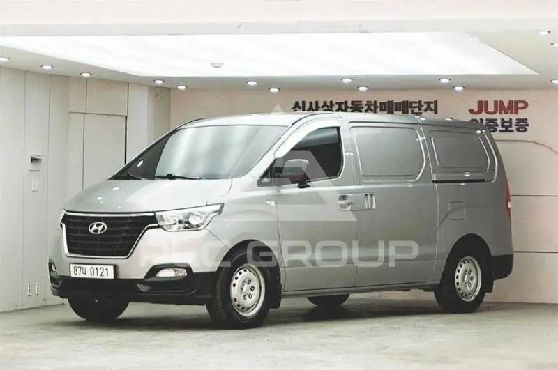 2020 Hyundai Grand Starex