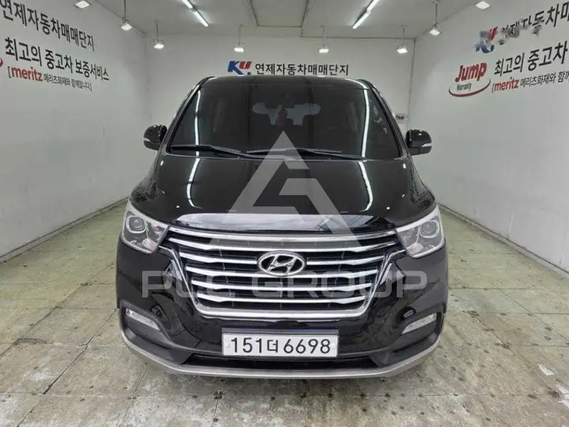 2020 Hyundai Grand Starex