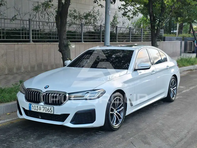 2021 BMW 5 series