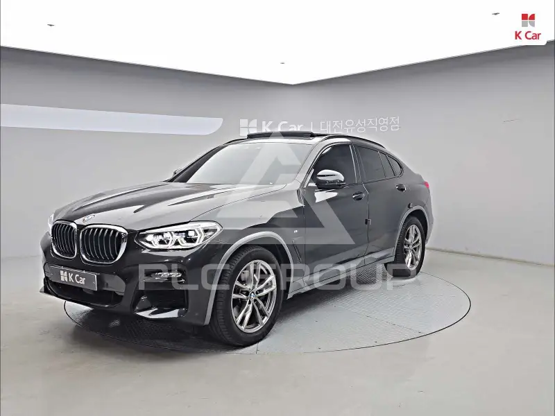 2021 BMW X4