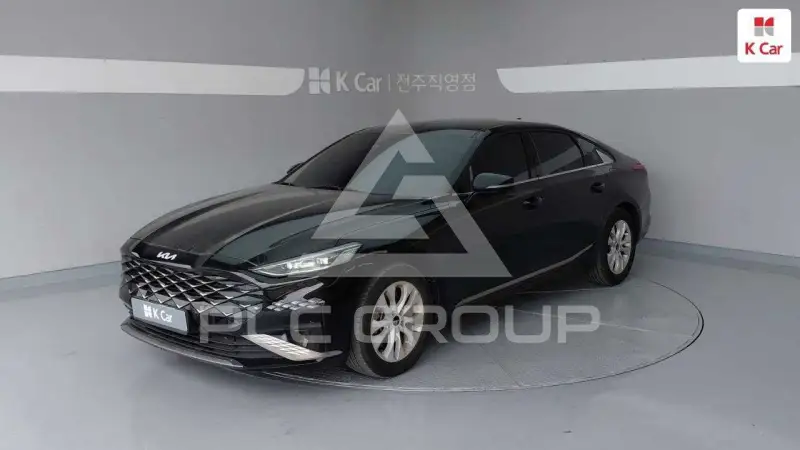 2021 KIA K8