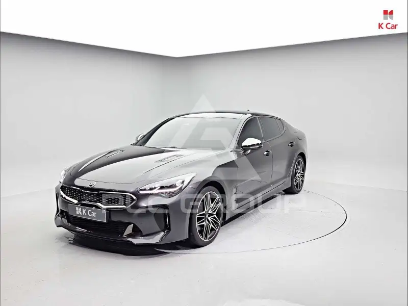 2021 KIA Stinger