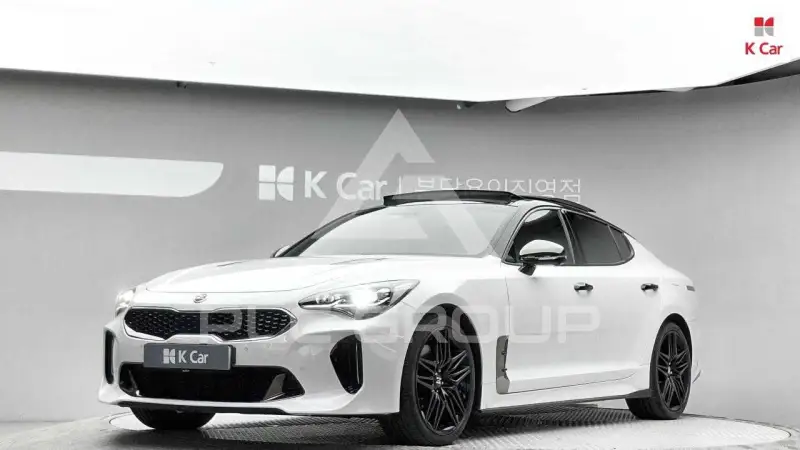 2021 KIA Stinger