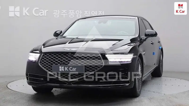 2021 Genesis G90