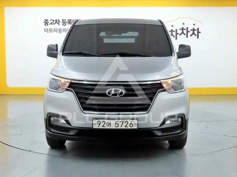 2021 Hyundai Grand Starex